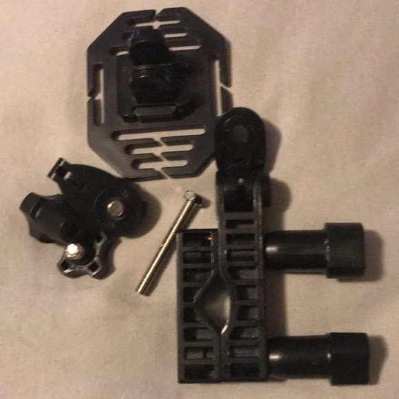 HP AC100 Action Cam 1080P 2.4in LCD Camera with Waterproof Case & Bike Mount - Picture 3 of 3